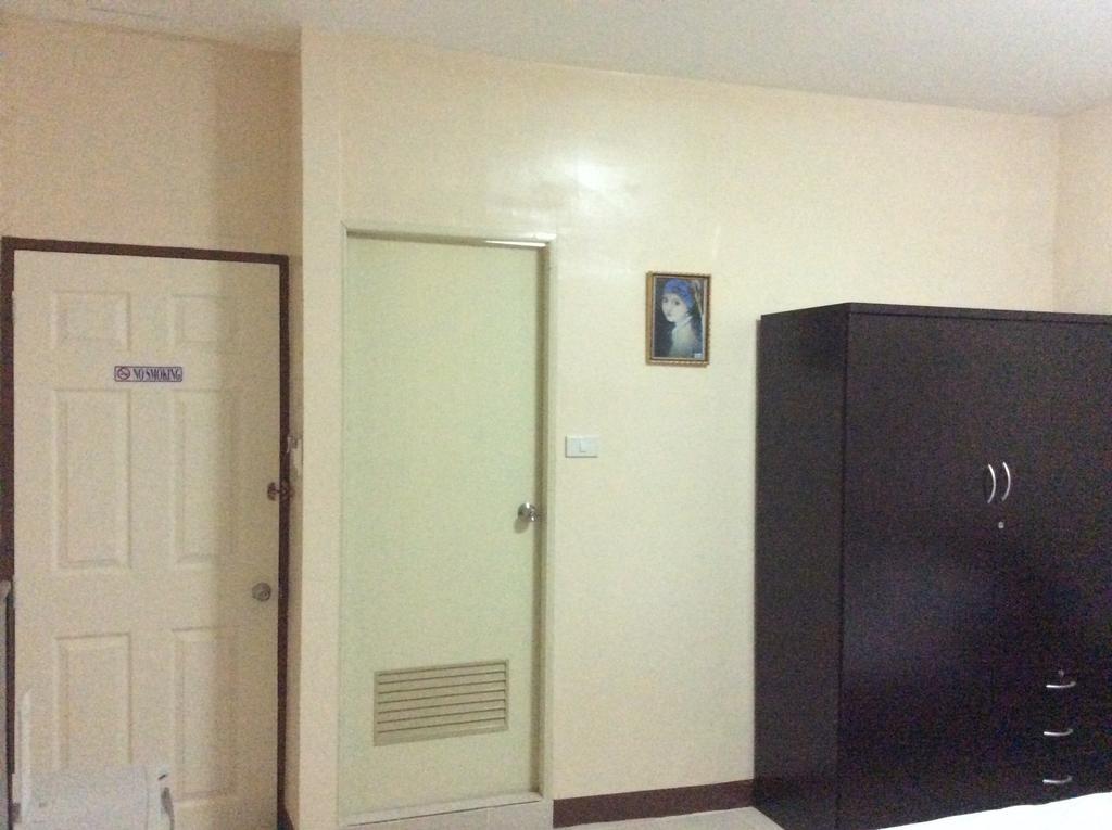 Sandman Hotel & Sports Bar Pattaya Zimmer foto